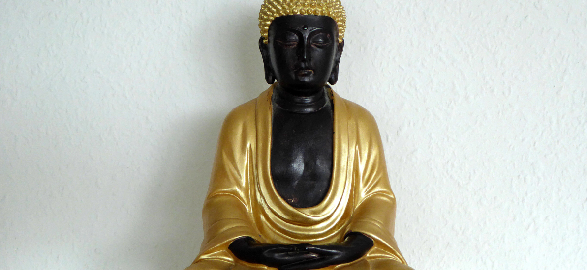 goldene Buddha-Figur